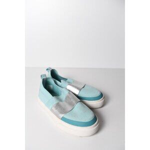 Lands End Active Sneakers Girls Size 1 Silver and Teal Slip in Sneakers